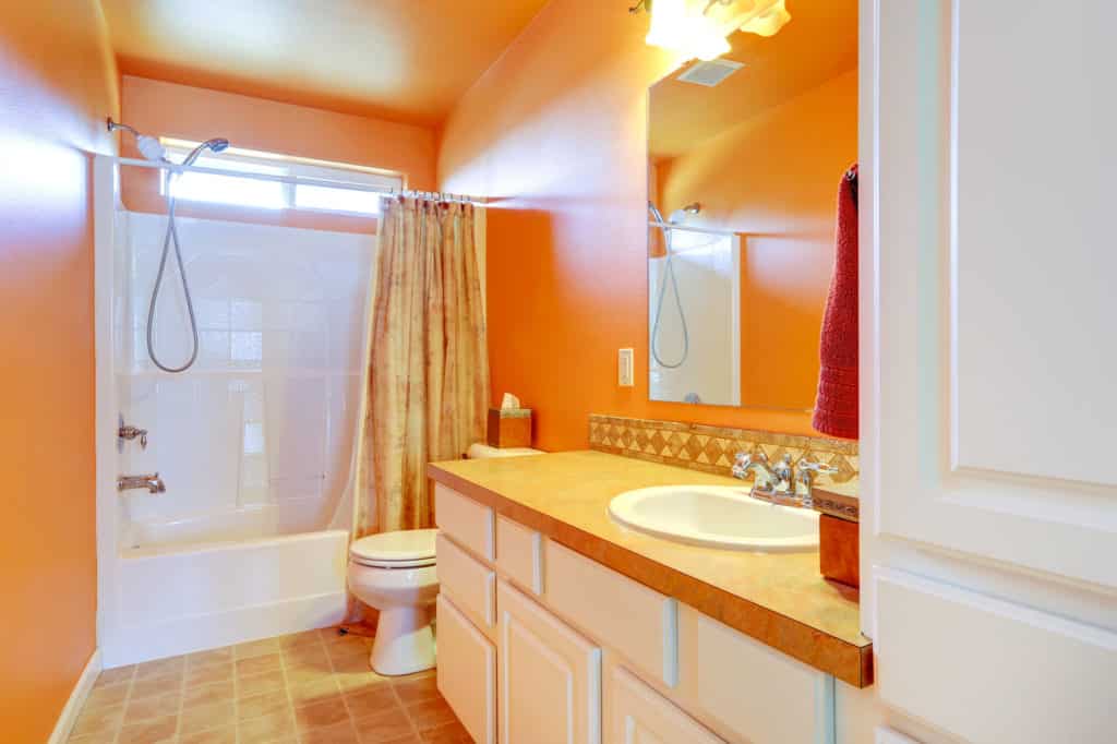 La salle de bains : changer la déco, utilisez de la couleur